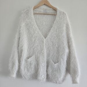 OAK + FORT Fuzzy White Cardigan